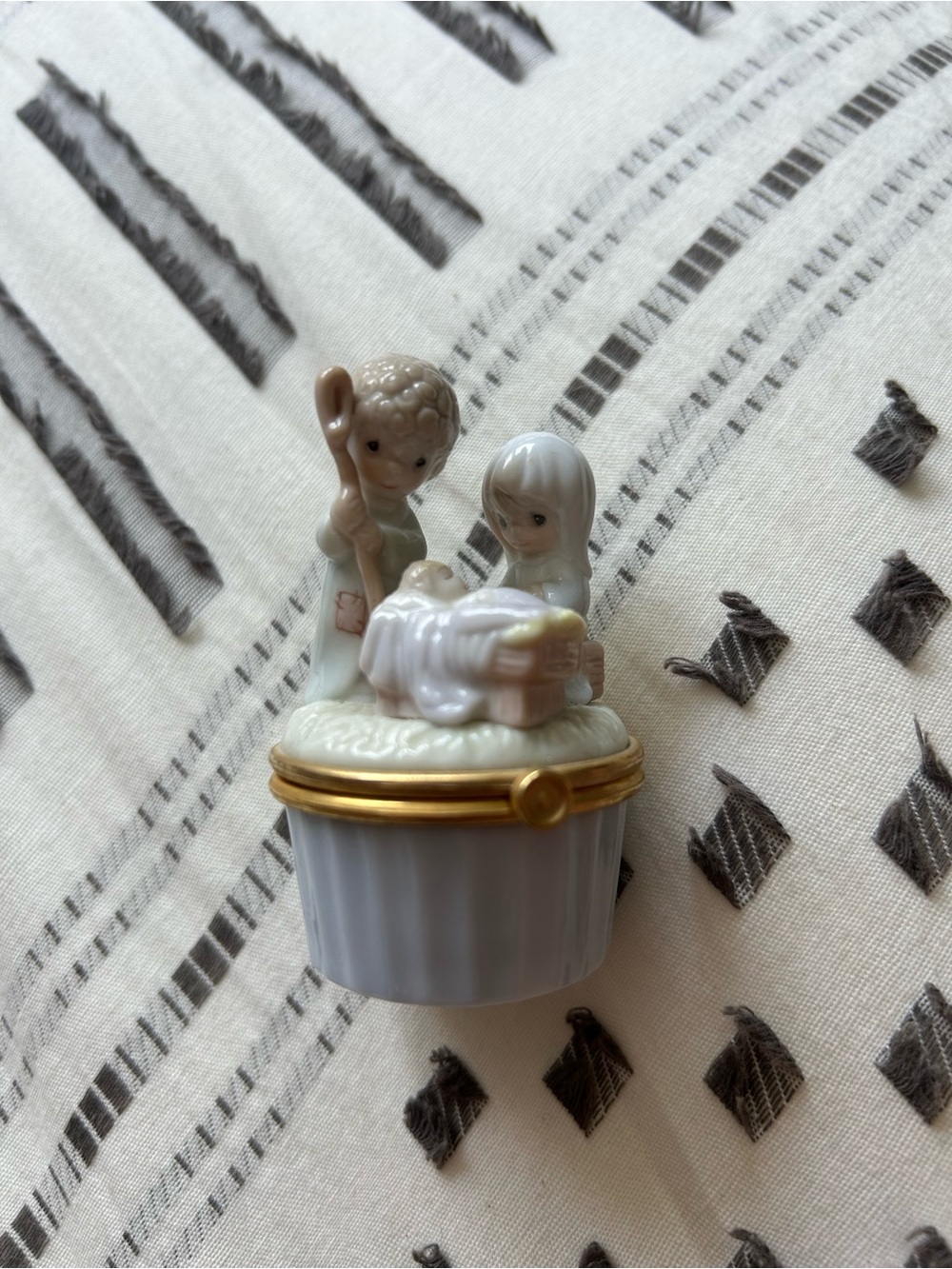 Precious Moments White and Gold Nativity Trinket Box